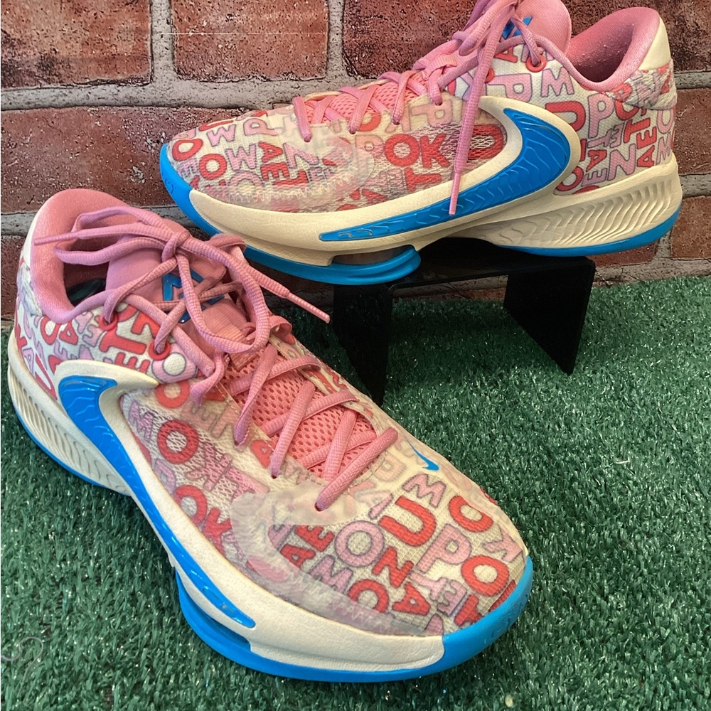 Nike Zoom Freak 4 Letter Bros men’s size 8